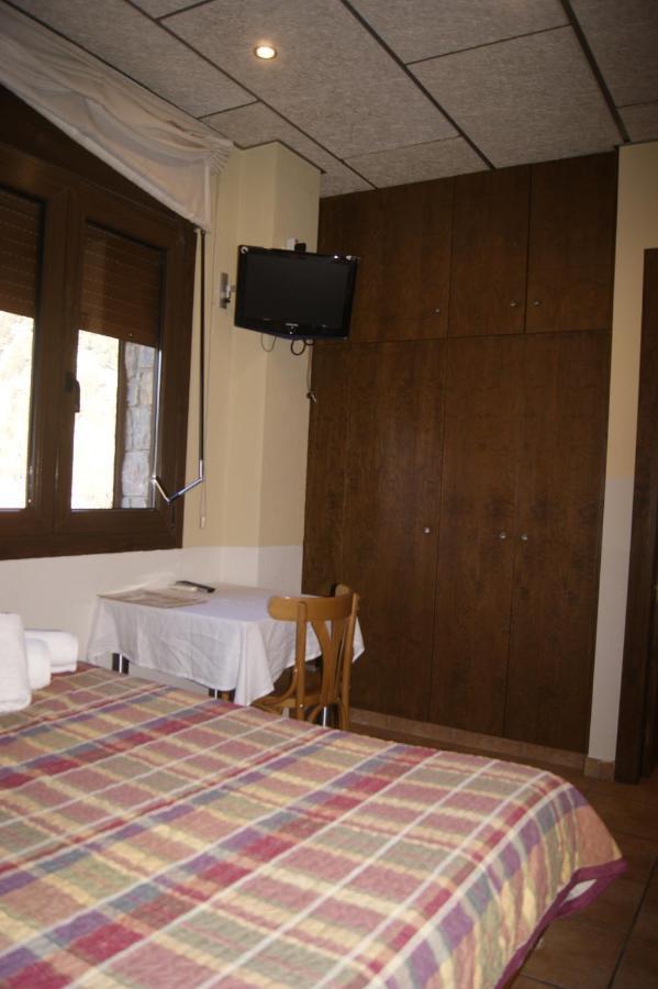 Hotel Familiar Baga Exterior photo