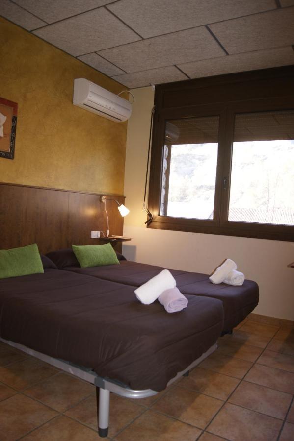 Hotel Familiar Baga Exterior photo